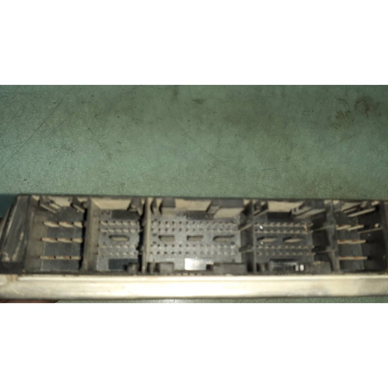 Recambio de centralita motor uce para bmw serie 7 (e38) 730d automático referencia OEM IAM 0281010314 7786581 BOSCH