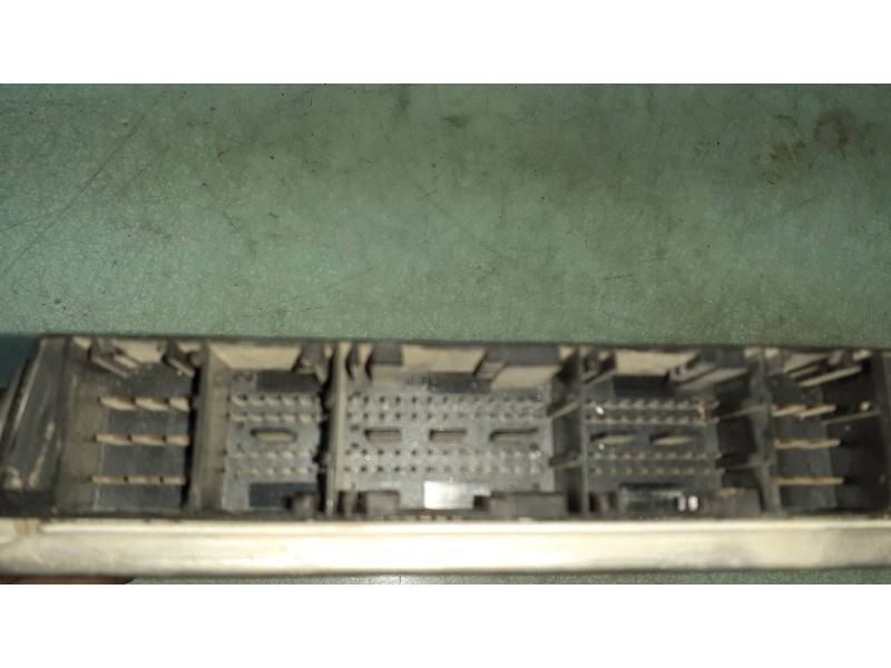 Recambio de centralita motor uce para bmw serie 7 (e38) 730d automático referencia OEM IAM 0281010314 7786581 BOSCH