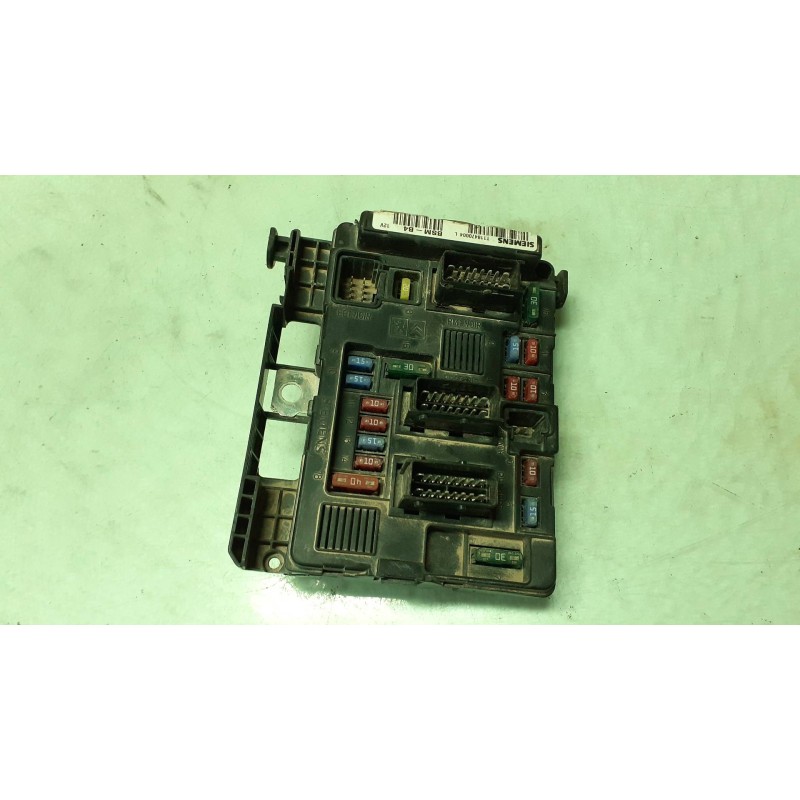 Recambio de caja reles / fusibles para citroen c3 hdi 70 furio referencia OEM IAM 965061838000 BSM - B4 SIEMENS