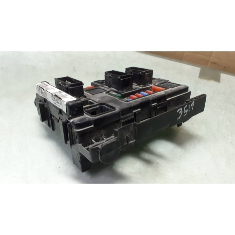 Recambio de caja reles / fusibles para citroen c3 hdi 70 furio referencia OEM IAM 965061838000 BSM - B4 SIEMENS