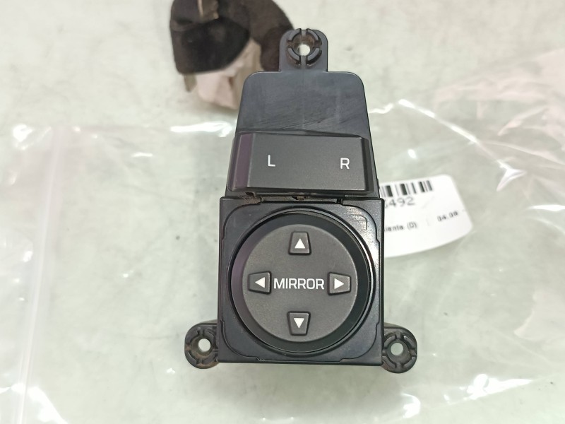 Recambio de mando retrovisor para ford focus berlina (cap) ambiente (d) referencia OEM IAM 9357303020  