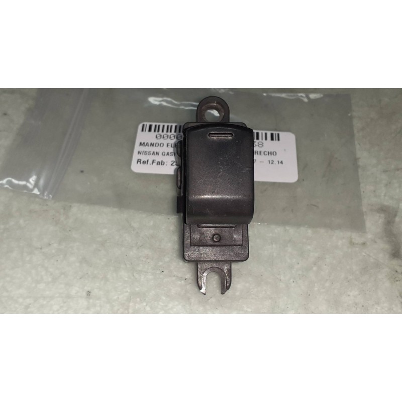 Recambio de mando elevalunas trasero derecho para nissan qashqai (j10) acenta referencia OEM IAM 25411JD000  CONECTOR 6 PINES