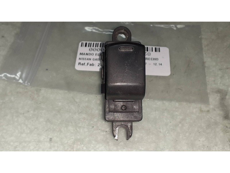 Recambio de mando elevalunas trasero derecho para nissan qashqai (j10) acenta referencia OEM IAM 25411JD000  CONECTOR 6 PINES