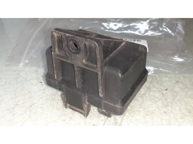 Recambio de caja precalentamiento para citroen saxo 1.5 diesel referencia OEM IAM 9616280080 80513J LUCAS