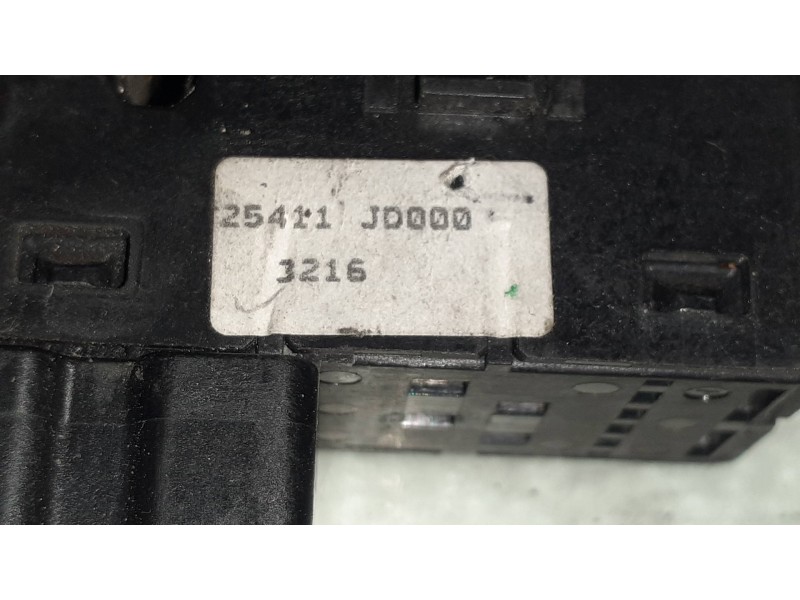 Recambio de mando elevalunas trasero izquierdo para nissan qashqai (j10) acenta referencia OEM IAM 25411JD000  CONECTOR 6 PINES