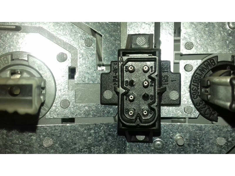 Recambio de piloto trasero derecho para bmw serie 3 berlina (e36) 320i referencia OEM IAM 2489808T 195014A1 