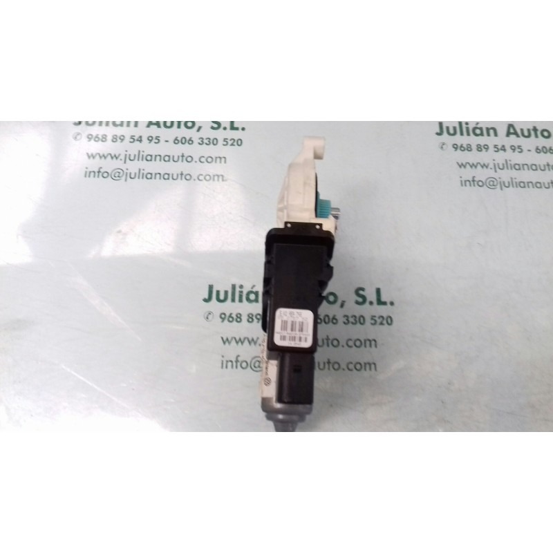 Recambio de motor elevalunas trasero izquierdo para skoda octavia berlina (1z3) active referencia OEM IAM 5K0959703A 995932400 B