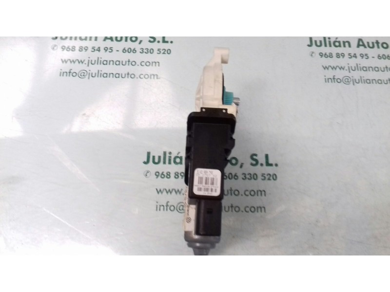 Recambio de motor elevalunas trasero izquierdo para skoda octavia berlina (1z3) active referencia OEM IAM 5K0959703A 995932400 B