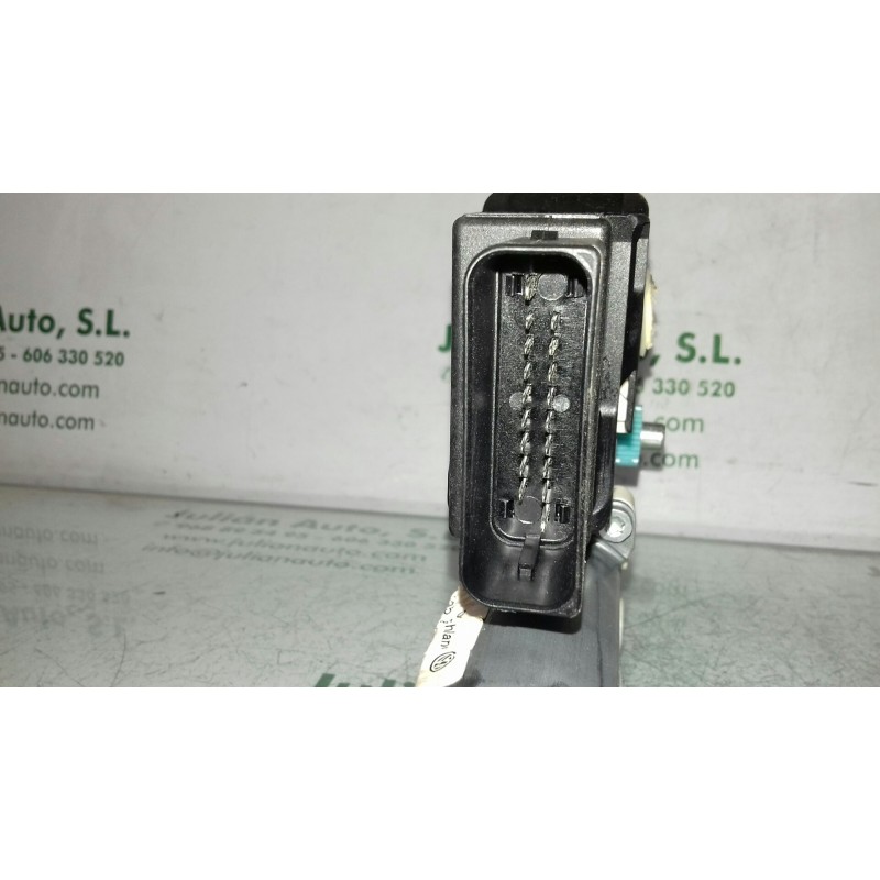 Recambio de motor elevalunas trasero izquierdo para skoda octavia berlina (1z3) active referencia OEM IAM 5K0959703A 995932400 B