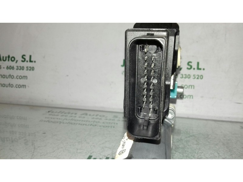 Recambio de motor elevalunas trasero izquierdo para skoda octavia berlina (1z3) active referencia OEM IAM 5K0959703A 995932400 B