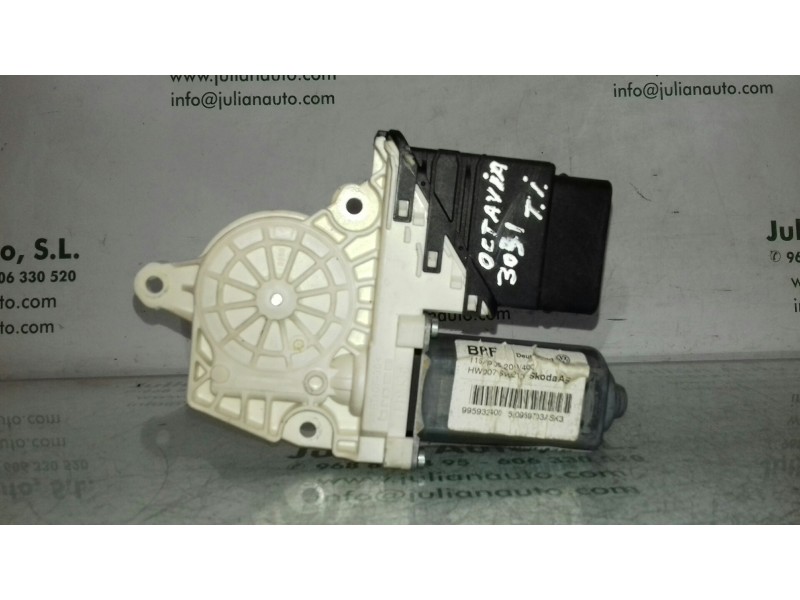 Recambio de motor elevalunas trasero izquierdo para skoda octavia berlina (1z3) active referencia OEM IAM 5K0959703A 995932400 B