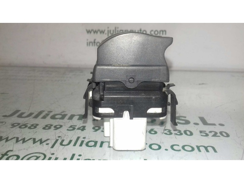 Recambio de mando elevalunas delantero izquierdo para renault laguna ii (bg0) confort dynamique referencia OEM IAM 015090C 5+5 P