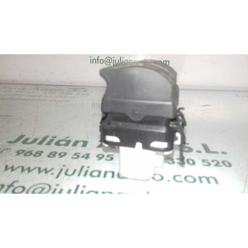 Recambio de mando elevalunas delantero izquierdo para renault laguna ii (bg0) confort dynamique referencia OEM IAM 015090C 5+5 P