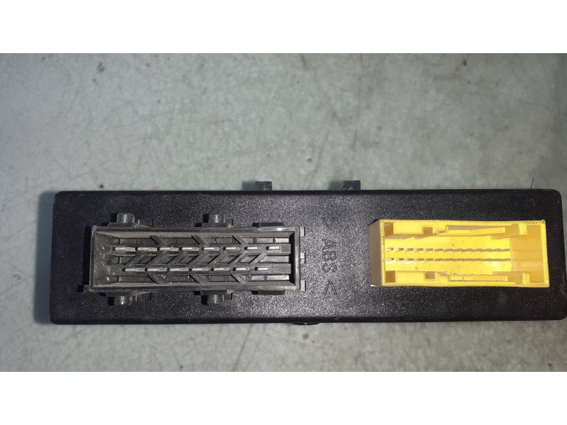 Recambio de modulo electronico para citroen xsara berlina 1.9 diesel referencia OEM IAM 9633523680 84007692 TEXTON