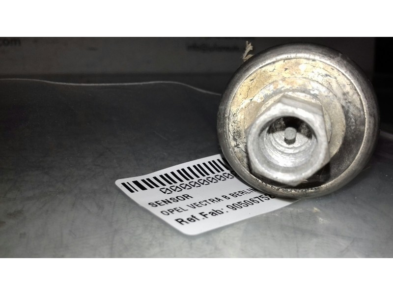 Recambio de sensor para opel vectra b berlina básico (1999) referencia OEM IAM 90506752 2 + 2 PINES VALVULA TRINARIA