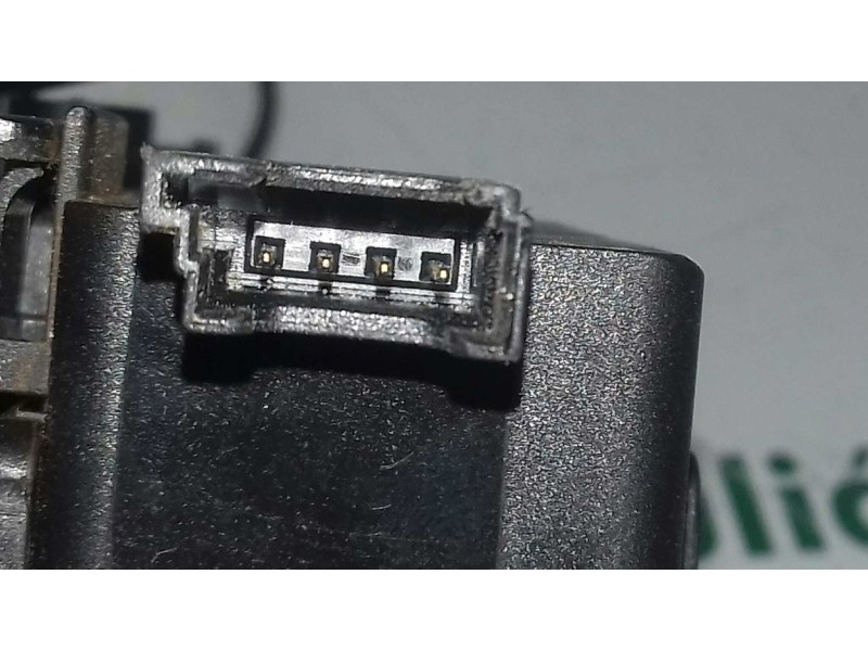 Recambio de cerradura maletero / porton para bmw serie 1 berlina (e81/e87) 118d referencia OEM IAM 8196401  