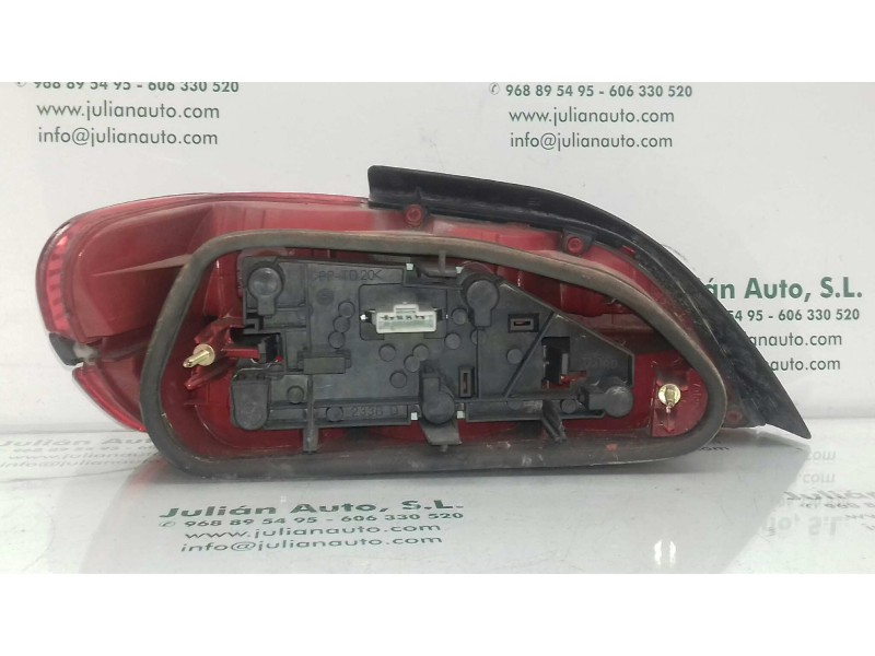 Recambio de piloto trasero derecho para peugeot 406 berlina (s1/s2) st referencia OEM IAM 9630364777  