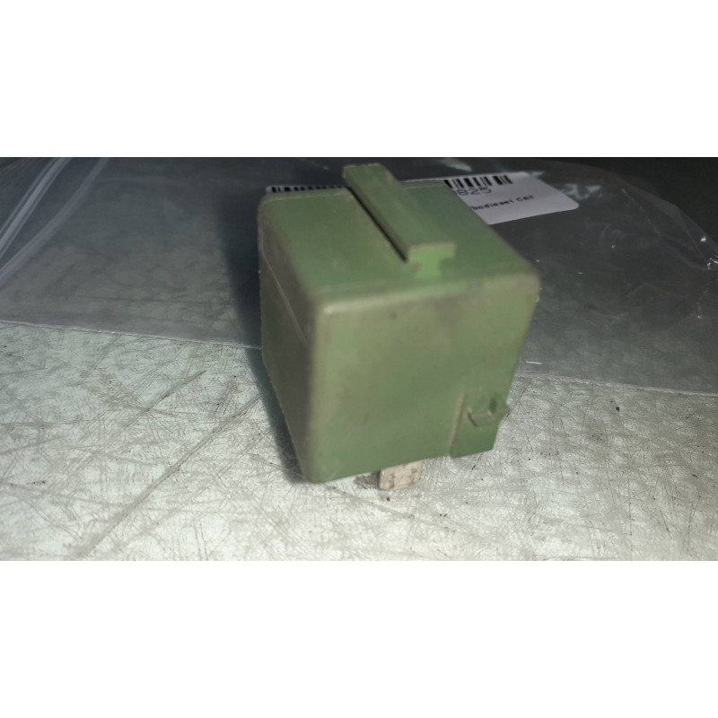 Recambio de rele para bmw serie 3 touring (e36) 2.5 turbodiesel cat referencia OEM IAM 13823533 20213501 VERDE