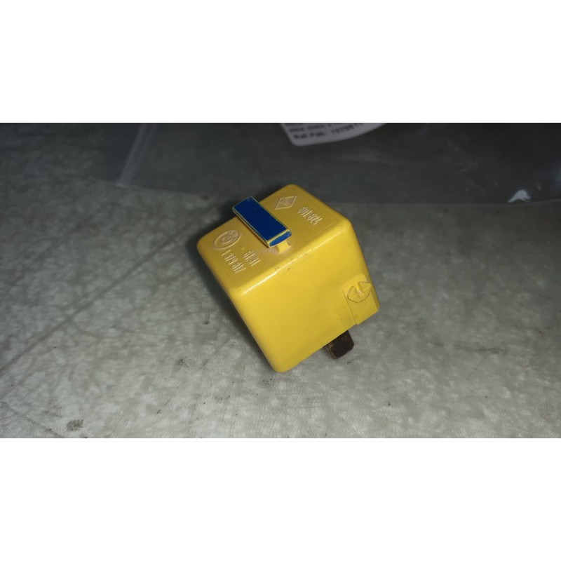 Recambio de rele para bmw serie 3 touring (e36) 2.5 turbodiesel cat referencia OEM IAM 1379817 601624 AMARILLO