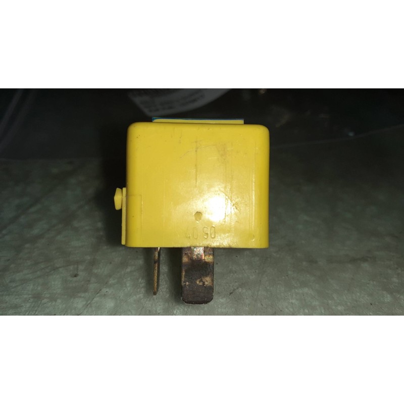 Recambio de rele para bmw serie 3 touring (e36) 2.5 turbodiesel cat referencia OEM IAM 1379817 601624 AMARILLO