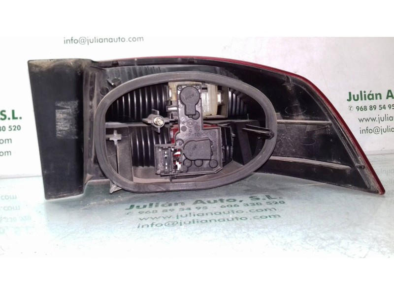 Recambio de piloto trasero izquierdo para renault laguna ii (bg0) dynamique referencia OEM IAM 8200002473 VALEO EXT - ALETA