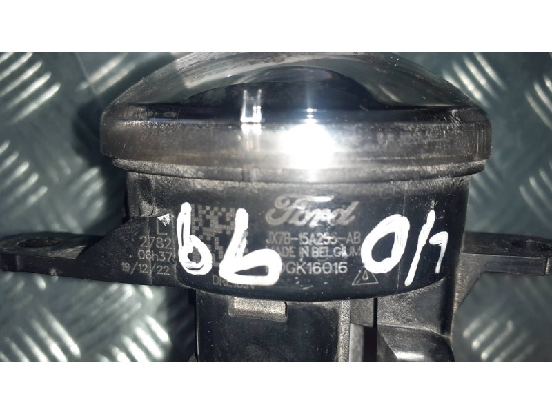 Recambio de faro antiniebla izquierdo para ford kuga plug-in hybrid st-line referencia OEM IAM JX7B15A255AB  