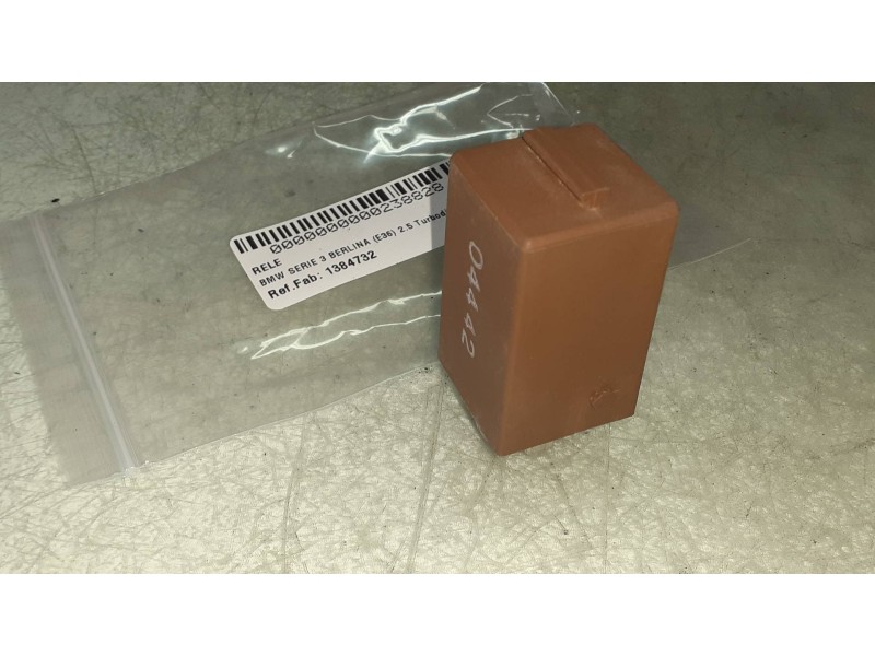 Recambio de rele para bmw serie 3 berlina (e36) 2.5 turbodiesel cat referencia OEM IAM 1384732 04442 MARRON