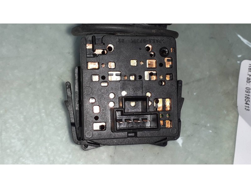 Recambio de mando intermitentes para opel meriva blue line referencia OEM IAM 09185413 12268700 CONECTOR 4 PINES