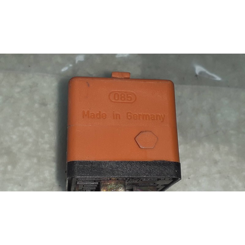 Recambio de rele para bmw serie 3 berlina (e36) 1.8 cat (m43) referencia OEM IAM 0332014456 BOSCH NARANJA