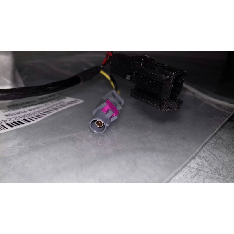 Recambio de maneta exterior porton para volkswagen passat variant (365) edition bluemotion referencia OEM IAM 1T0827229A 251401S