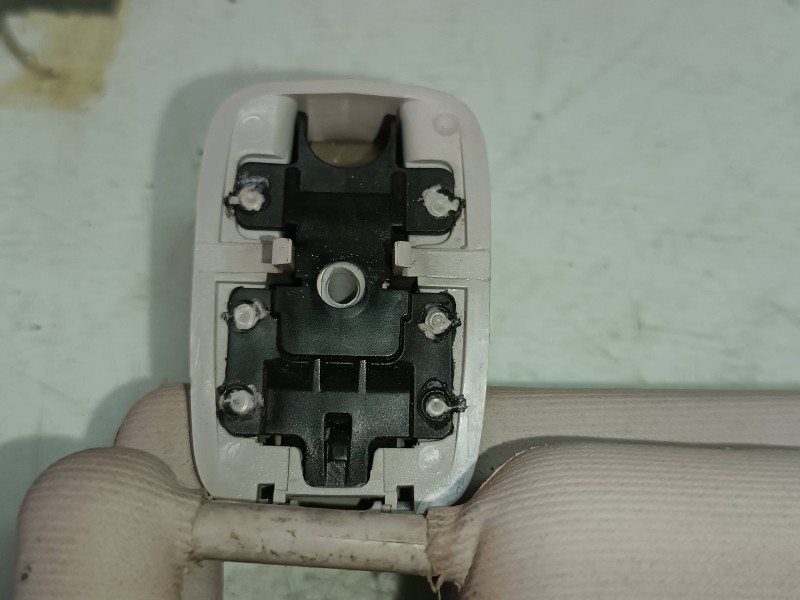 Recambio de parasol izquierdo para volkswagen passat berlina (3c2) advance referencia OEM IAM 300857551  CONECTOR 2 PINES