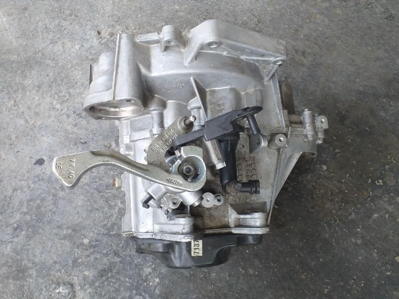 Recambio de caja cambios para seat ibiza (6p1) style referencia OEM IAM PNZ  5 VELOCIDADES