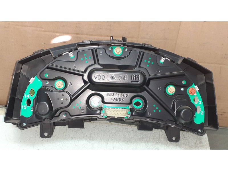 Recambio de cuadro instrumentos para opel meriva blue line referencia OEM IAM 13173381XT 87001437 VDO