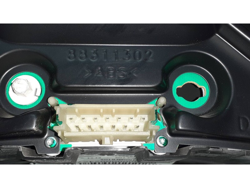 Recambio de cuadro instrumentos para opel meriva blue line referencia OEM IAM 13173381XT 87001437 VDO