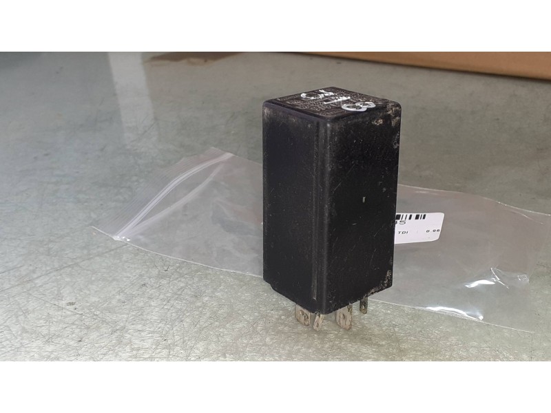 Recambio de rele para volkswagen passat berlina (3b2) 1.9 tdi referencia OEM IAM 447959875 5DS00443301 318 Recambio de rele para volkswagen passat berlina (3b2) 1.9 tdi referencia OEM IAM 447959875 5DS00443301 318