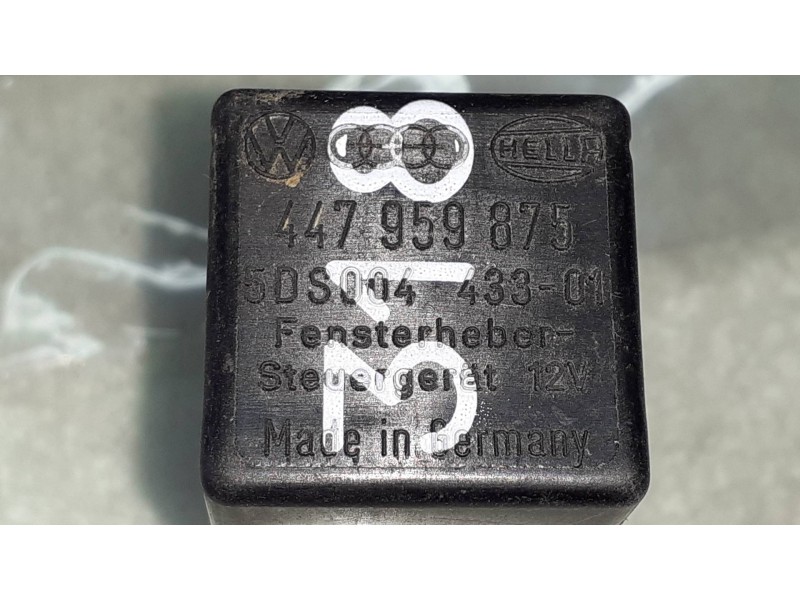 Recambio de rele para volkswagen passat berlina (3b2) 1.9 tdi referencia OEM IAM 447959875 5DS00443301 318 Recambio de rele para volkswagen passat berlina (3b2) 1.9 tdi referencia OEM IAM 447959875 5DS00443301 318