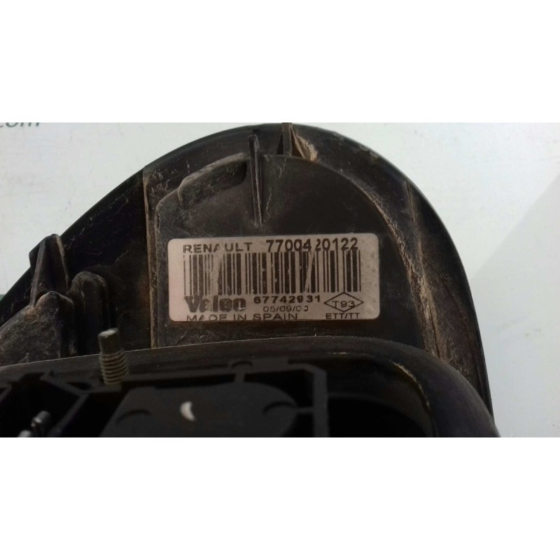 Recambio de piloto trasero izquierdo para renault laguna (b56) 1.9 dci rt referencia OEM IAM 7700420122  EXT - ALETA