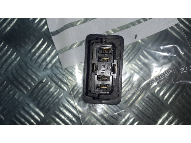 Recambio de interruptor para citroen xsara picasso 1.6 hdi 90 lx plus referencia OEM IAM 255959855B 255959855A CONTROL VENTANA