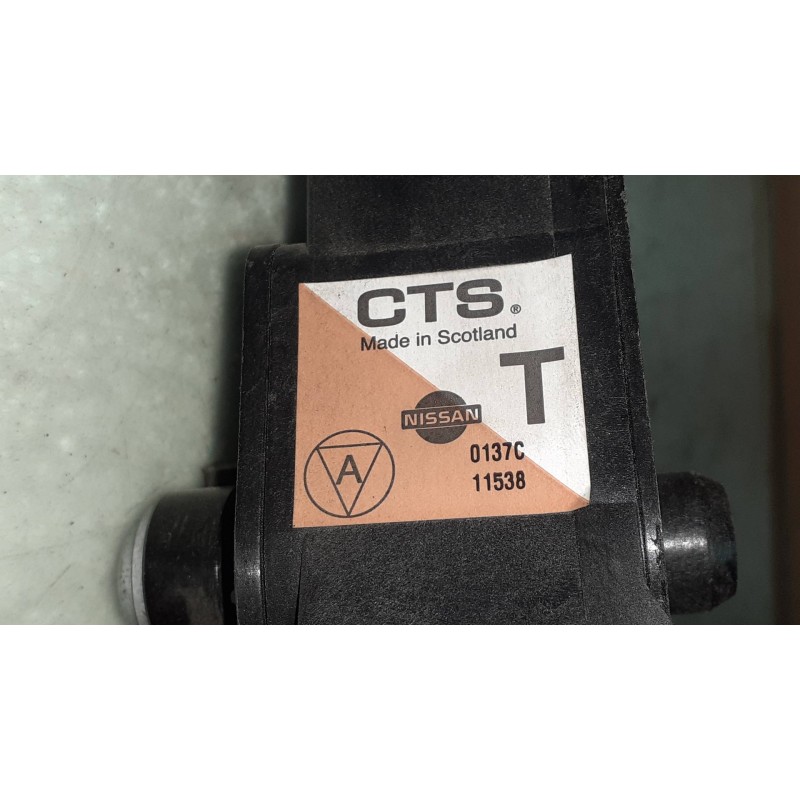 Recambio de pedal acelerador para nissan qashqai (j10) acenta referencia OEM IAM 0137C11538 0137C CONECTOR 6 PINES