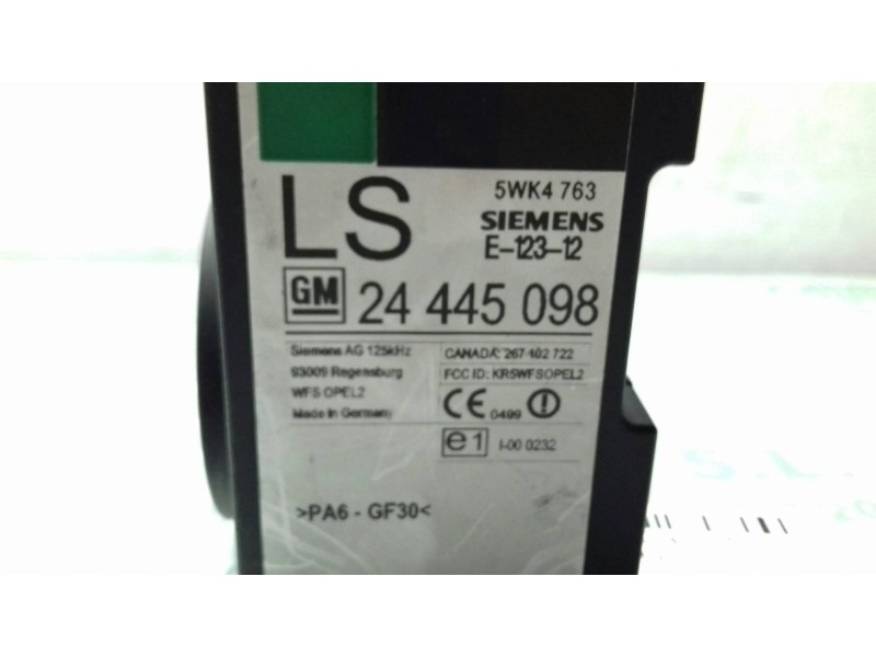 Recambio de conmutador de arranque para opel astra g berlina eco 4 referencia OEM IAM 13107754 24445098 SIEMENS