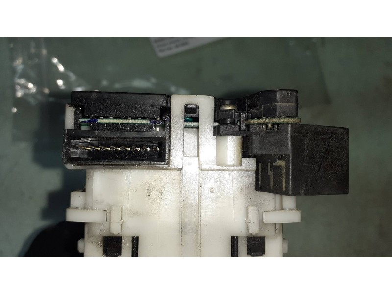 Recambio de mando limpia para nissan qashqai (j10) acenta referencia OEM IAM 6X18SD  