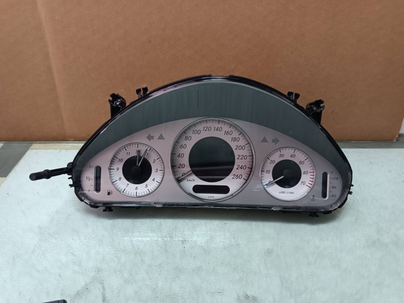 Recambio de centralita motor uce para mercedes-benz clase e (w211) berlina e 500 (211.070) referencia OEM IAM A1131533479 A21154