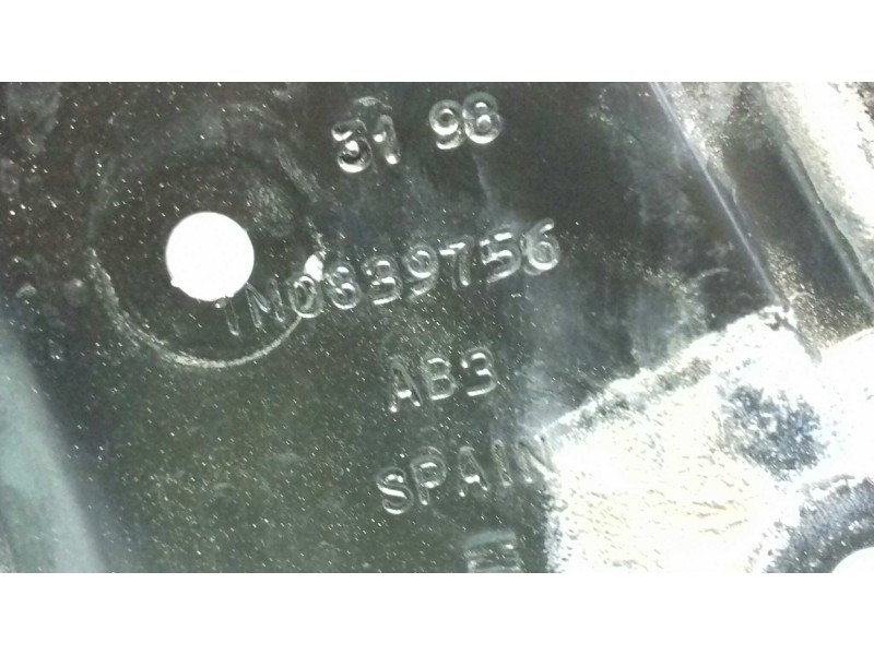 Recambio de elevalunas trasero derecho para seat toledo (1m2) signo referencia OEM IAM 1M0839756  ELECTRICO