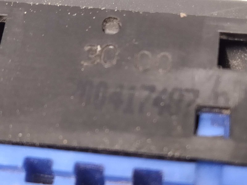 Recambio de mando elevalunas delantero izquierdo para renault laguna (b56) 1.9 dci rt referencia OEM IAM 700417487  