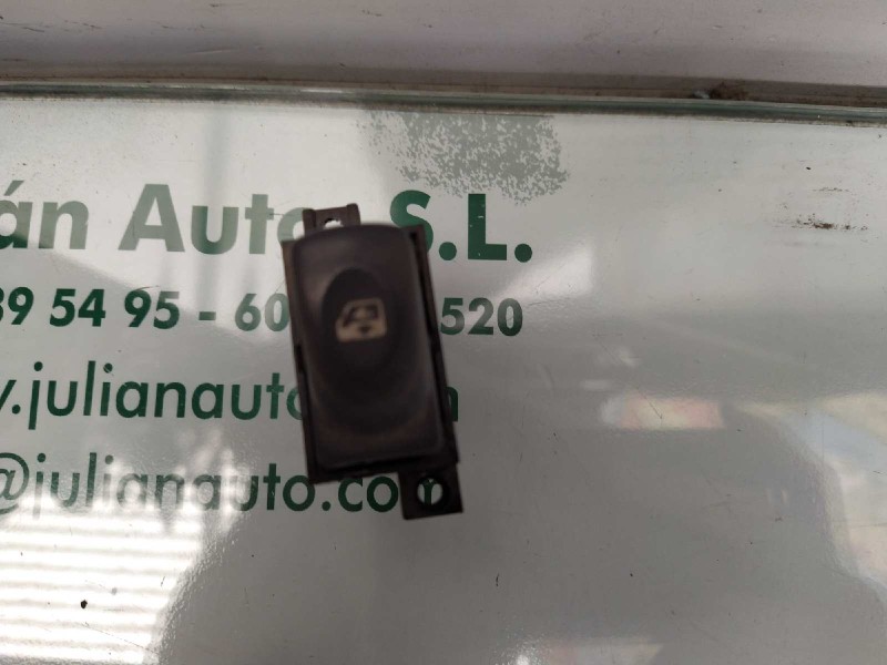 Recambio de mando elevalunas delantero izquierdo para renault laguna (b56) 1.9 dci rt referencia OEM IAM   6 PINES