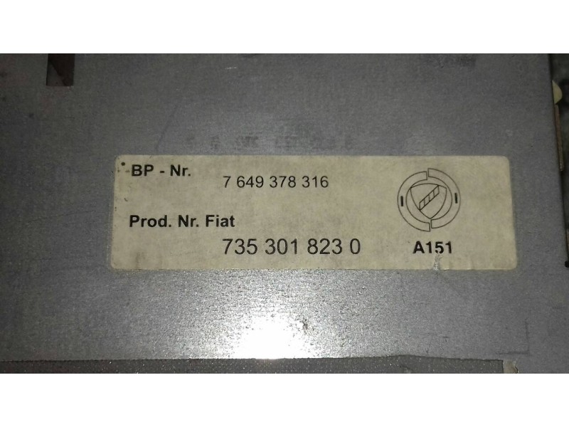 Recambio de sistema audio / radio cd para alfa romeo 147 (190) 1.6 t.spark eco distinctive referencia OEM IAM 7649378316 7353018