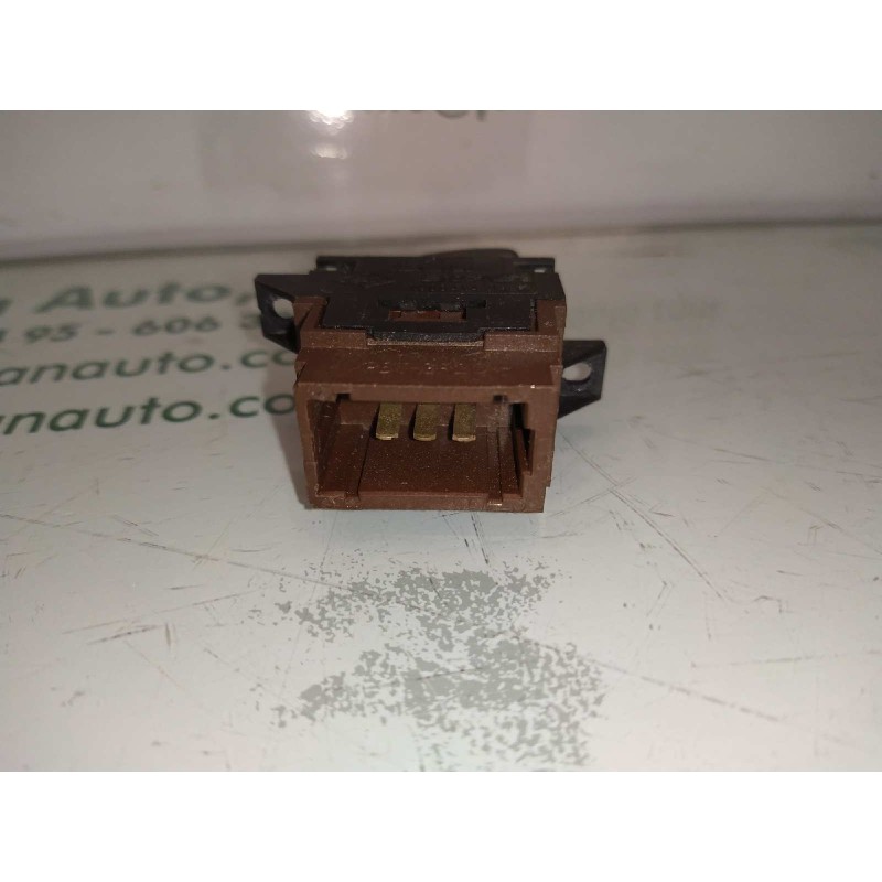 Recambio de mando elevalunas delantero izquierdo para renault laguna (b56) 1.9 dci rt referencia OEM IAM   6 PINES