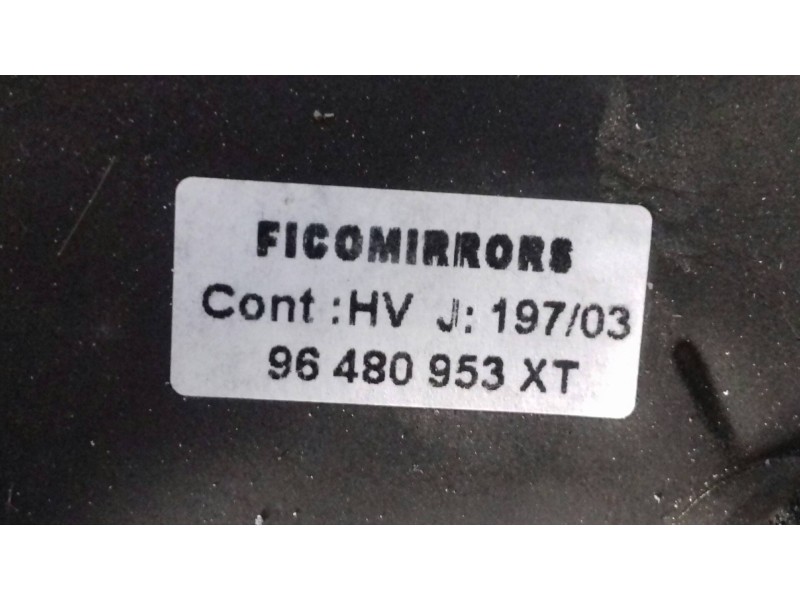Recambio de retrovisor izquierdo para peugeot 206 berlina xt referencia OEM IAM 96480953XT  ELECTRICO