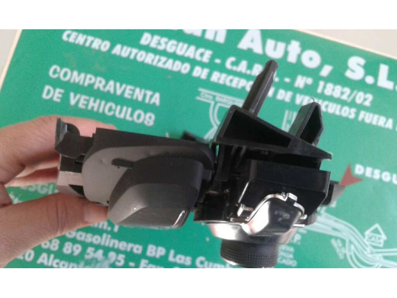 Recambio de sistema audio / radio cd para peugeot 308 active referencia OEM IAM 96777664ZD 90879NBE00020 BOTONERA RADIO