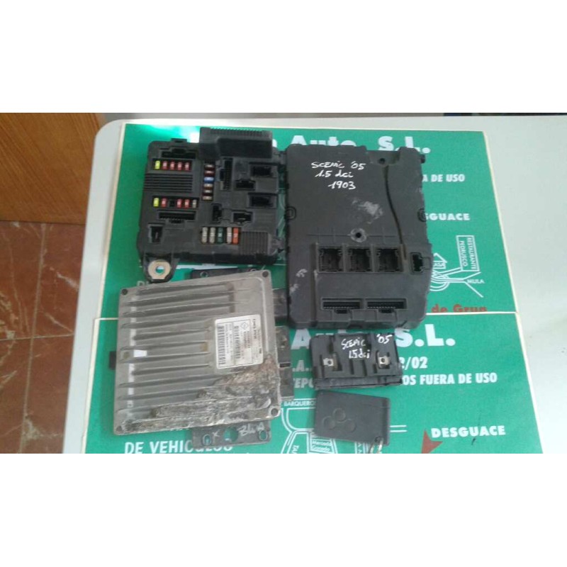 Recambio de centralita motor uce para renault scenic ii confort authentique referencia OEM IAM 8200498188 8200469340 KIT - DELPH